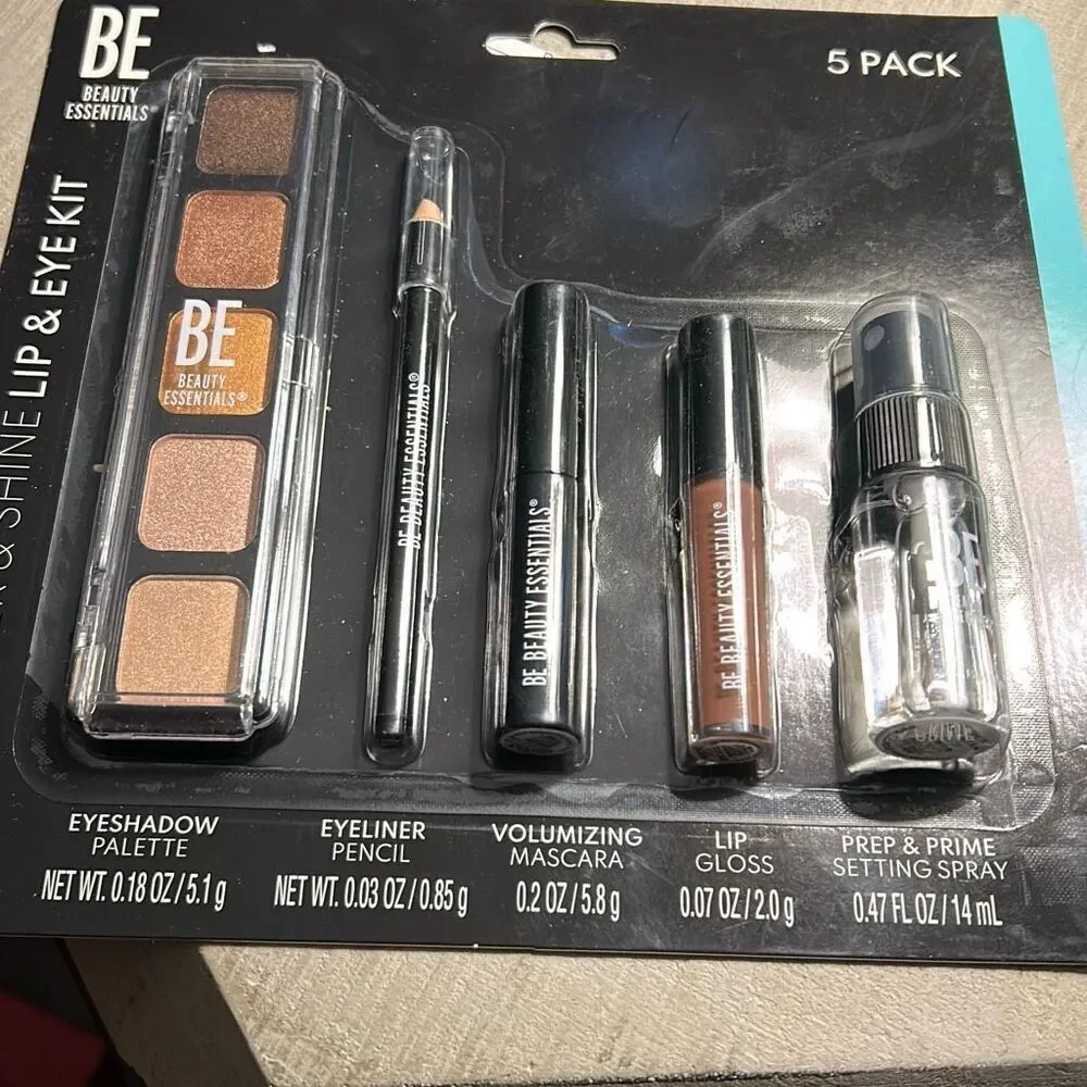 BE Beauty‎ Essentials 5 Pack Shimmer And Shine Lip And Eye Kit. NIP.